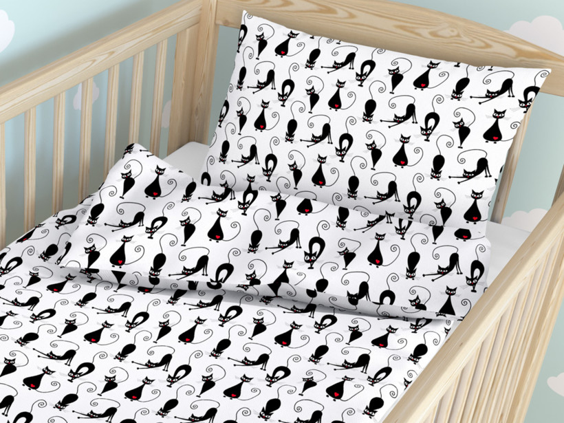 Gyermek pamut ágyneműhuzat kiságyba - cikkszám 533 fekete macskák fehér alapon