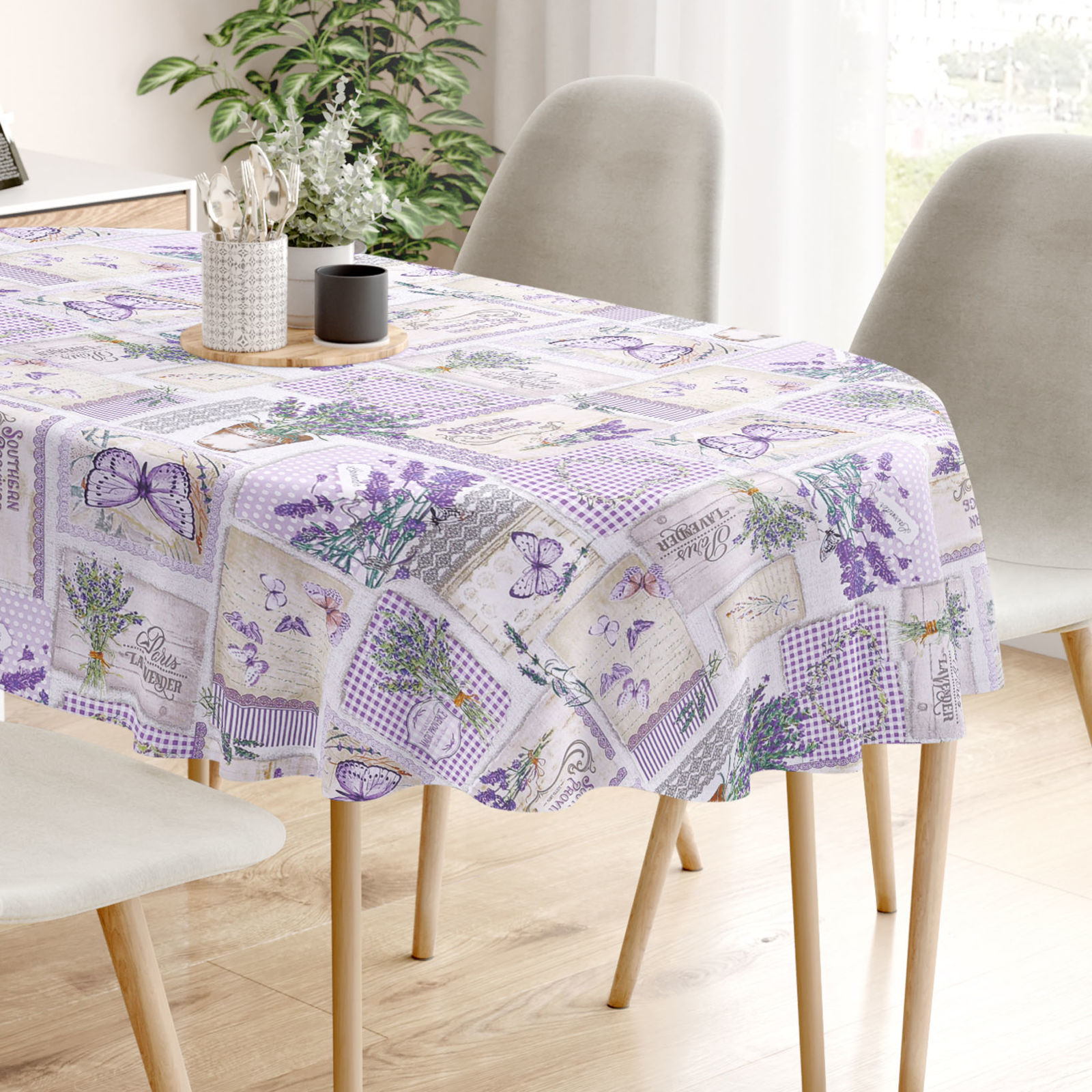 Pamut asztalterítő - patchwork levandula és pillangó mintás - ovális