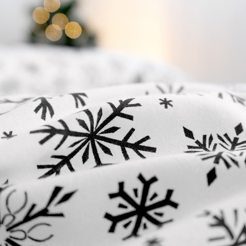 Karácsonyi flanel ágyneműhuzat - cikkszám 1160 fekete hópihék fehér alapon