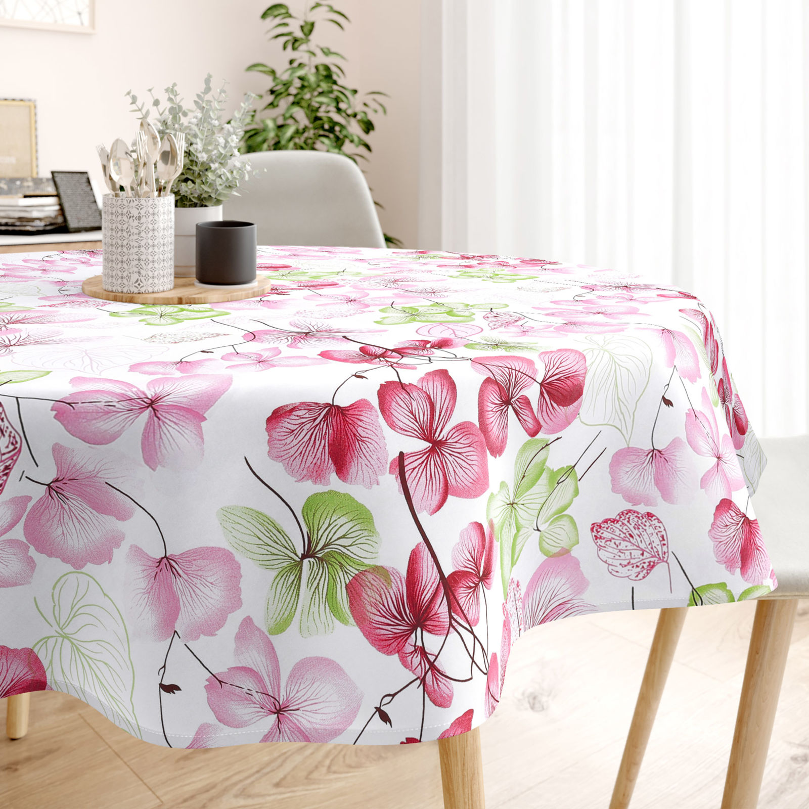 Pamut asztalterítő - rózsaszín - zöld virágok és levelek - kör alakú