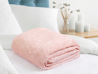 Minőségi mikroszálas takaró - pasztell rózsaszínű levelek