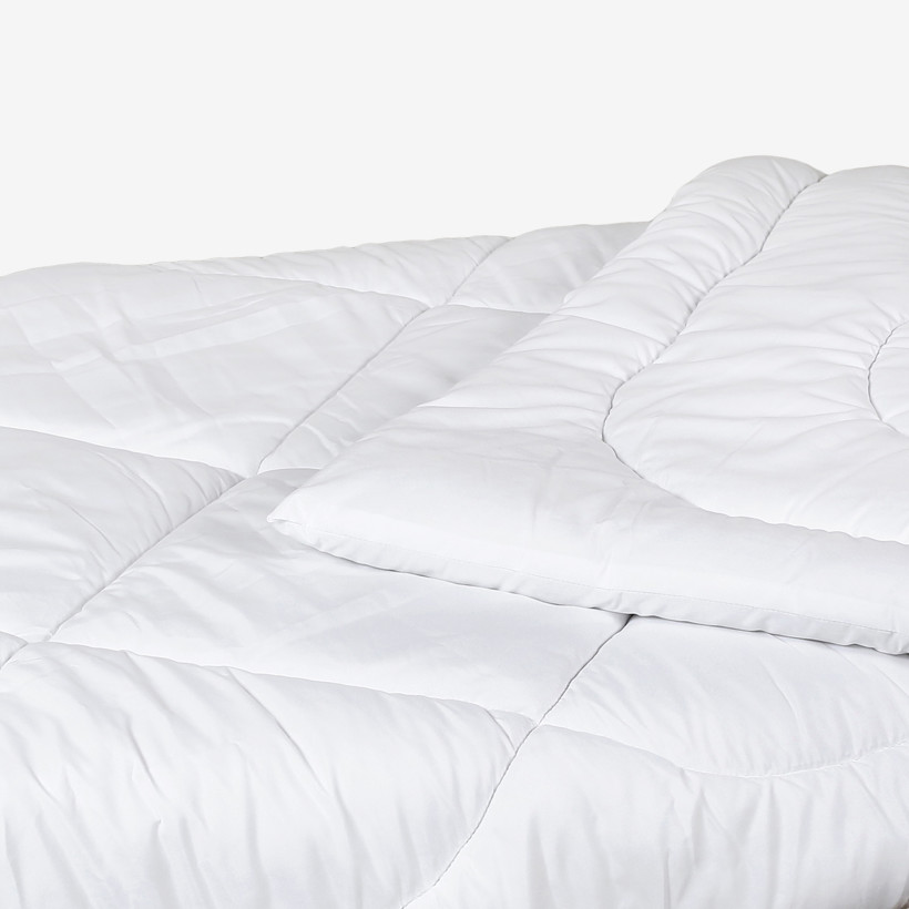 Téli paplan Comfort - 1800g - 200 x 200 cm (kétszemélyes ágy)