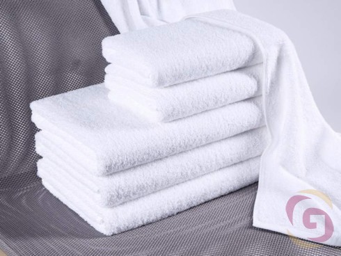 Frottír hotel törölköző és fürdőlepedő - szegély nélküli - 400g/m2 - fehér