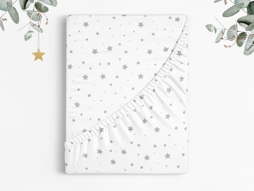 Pamut körgumis lepedő - szürke csillagok fehér alapon