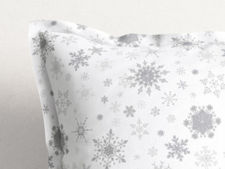 Exclusive karácsonyi pamut párnahuzat, dekoratív szegéllyel - ezüst hópihék fehér alapon