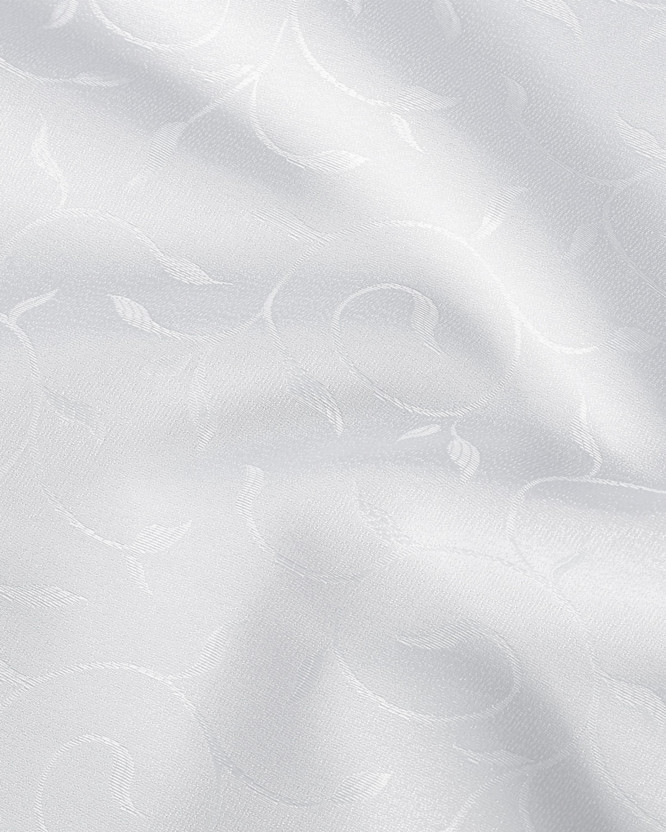 Luxus teflon szövet terítőknek - fehér nagy ornamentekkel ékesített
