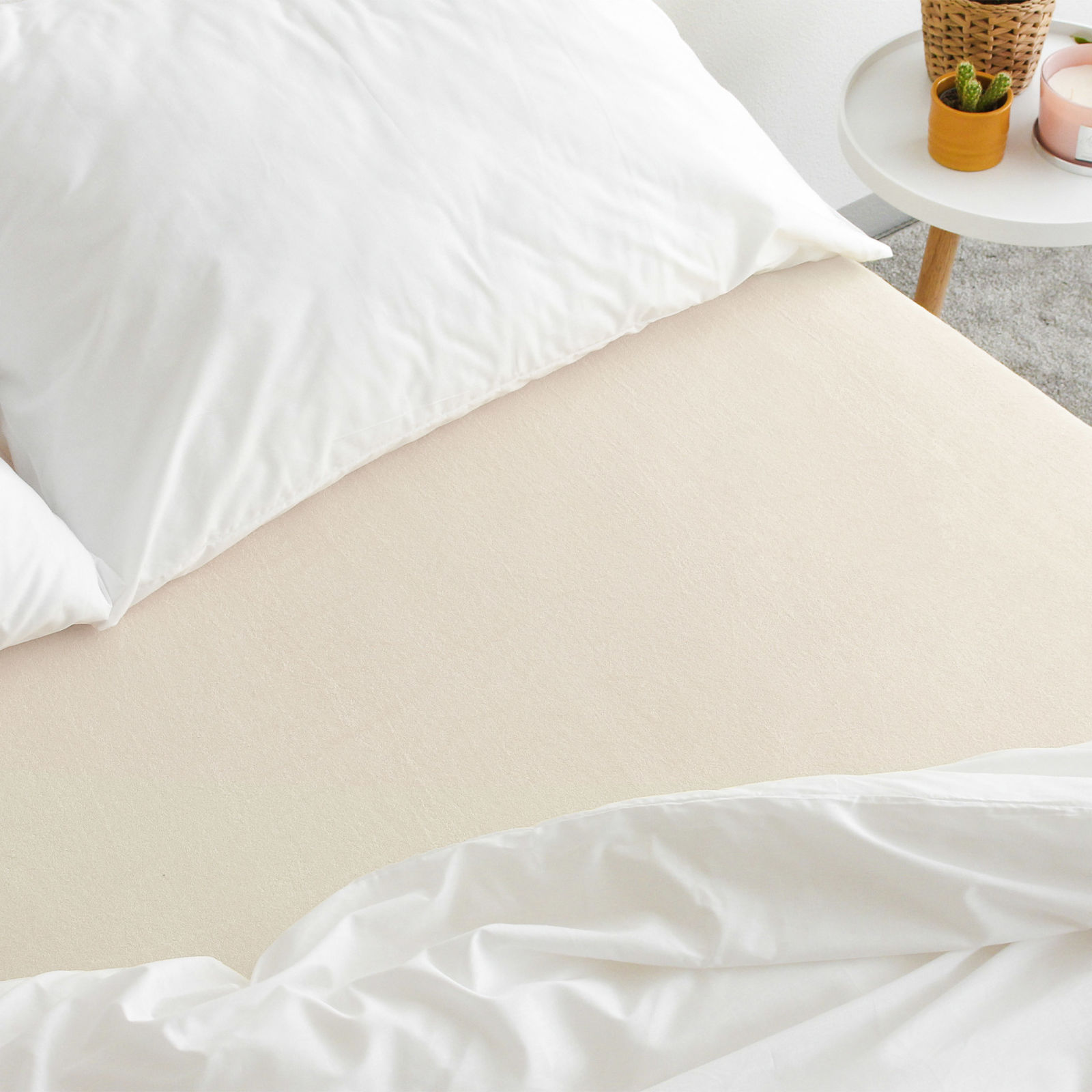 Exkluzív frottír körgumis lepedő magas matracokhoz - krémszínű