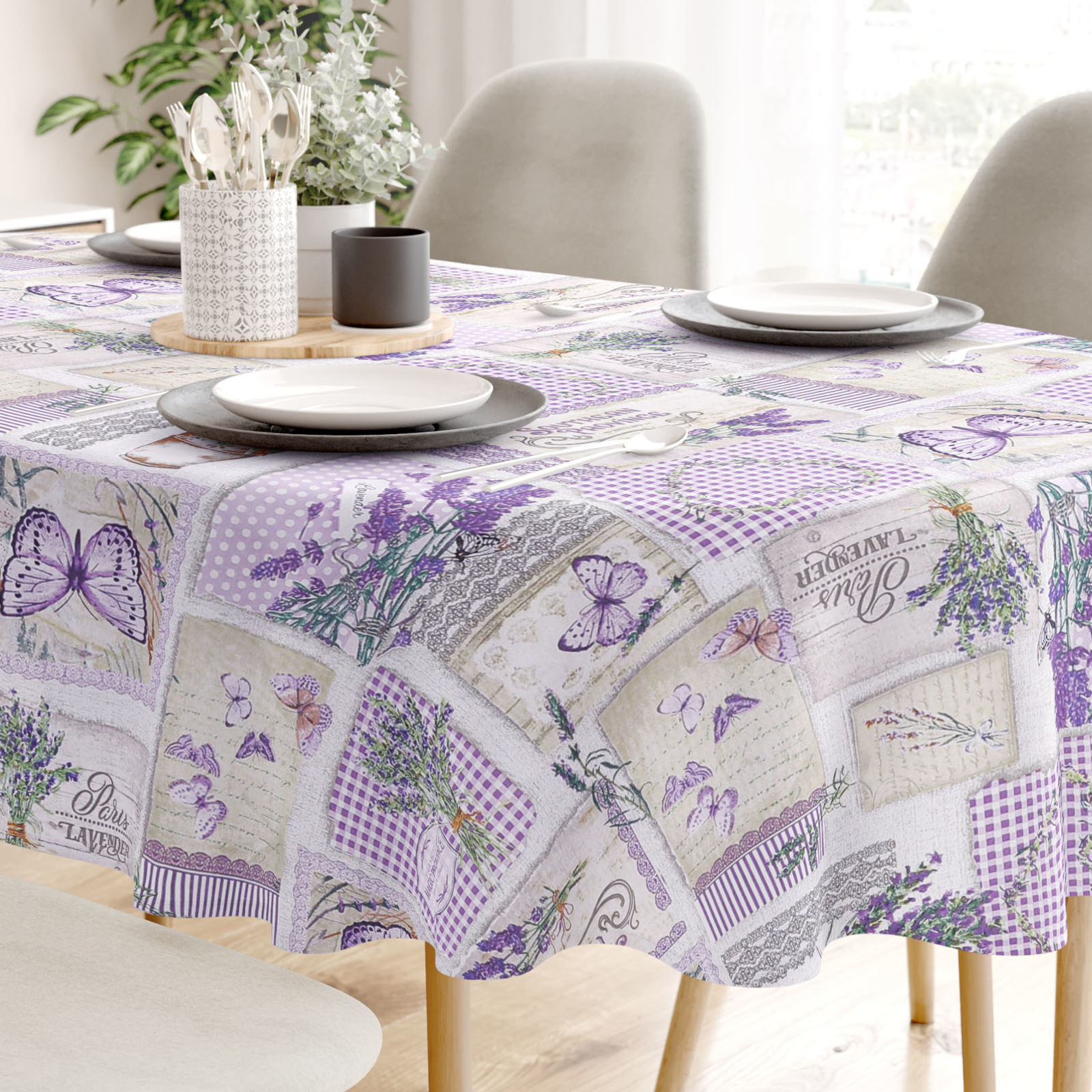 Pamut asztalterítő - patchwork levandula és pillangó mintás - ovális