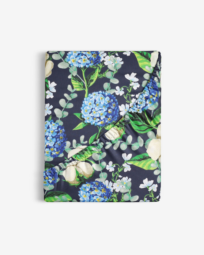 Pamut körgumis lepedő - kék színű hortenzia virágok