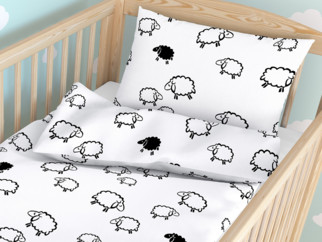 Gyermek pamut ágyneműhuzat kiságyba - cikkszám 1021 fekete bárányok fehér alapon