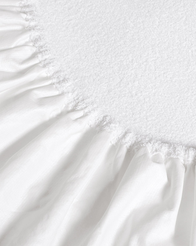 Nem áteresztő frottír matracvédő kiságyba - fehér